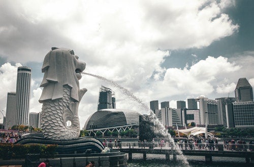 Fountain with lion statue in Singapore